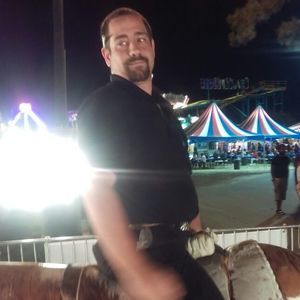 Meet your Posher, Johnathan